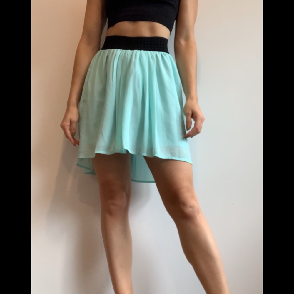 Dynamite teal flowy skirt